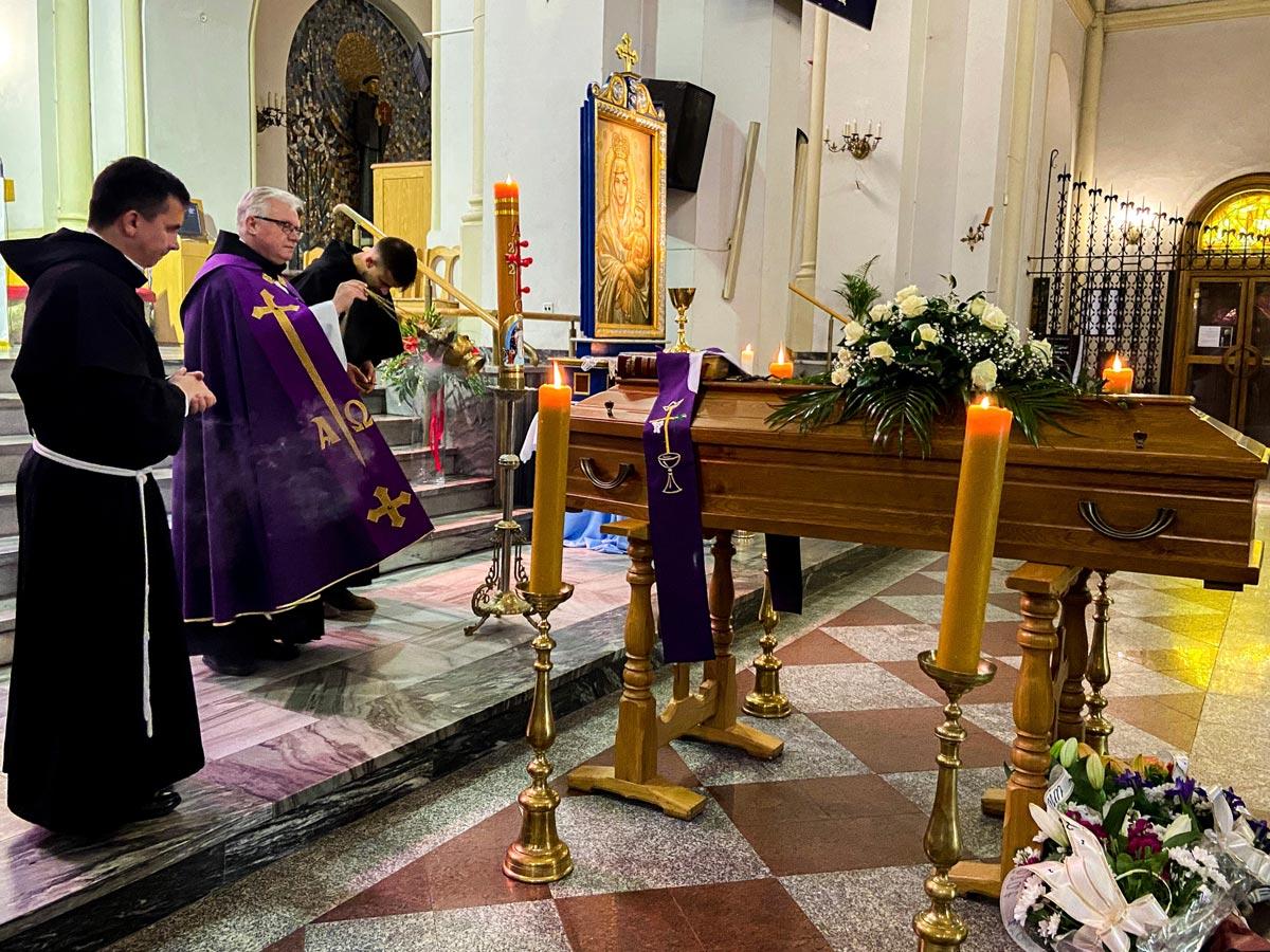 pogrzeb o. Kazimierza